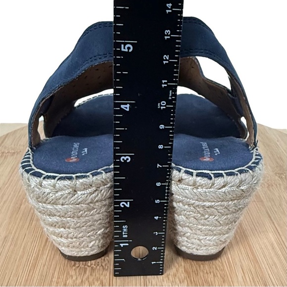 Clarks Unstructured Navy Blue Suede Espadrille Wedge Sandals – Size 7.5 Medium - Picture 12 of 13